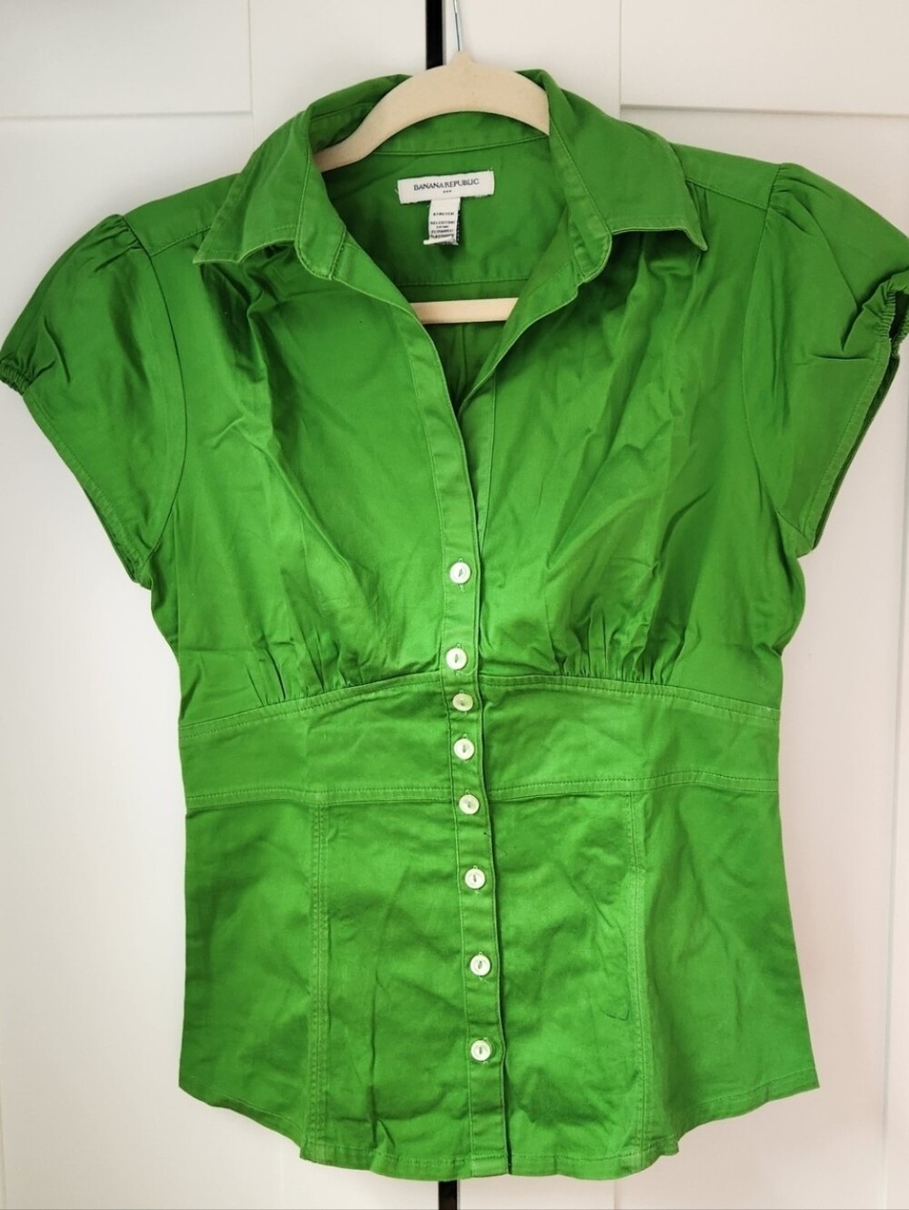 Banana Republic Cap Sleeve Buttom Down